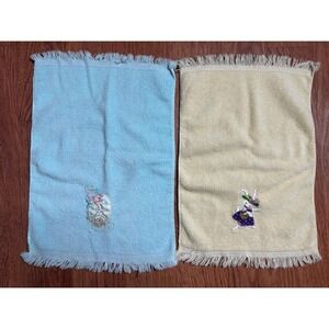 Vintage Royal Terry Towels w Embroidered Easter Bunny‎ & Egg EUC Set Of 2
